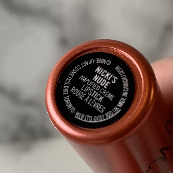 NIB NICK’S NUDE NICKI MINAJ Amplified Lipstick MAC - Picture 6 of 15